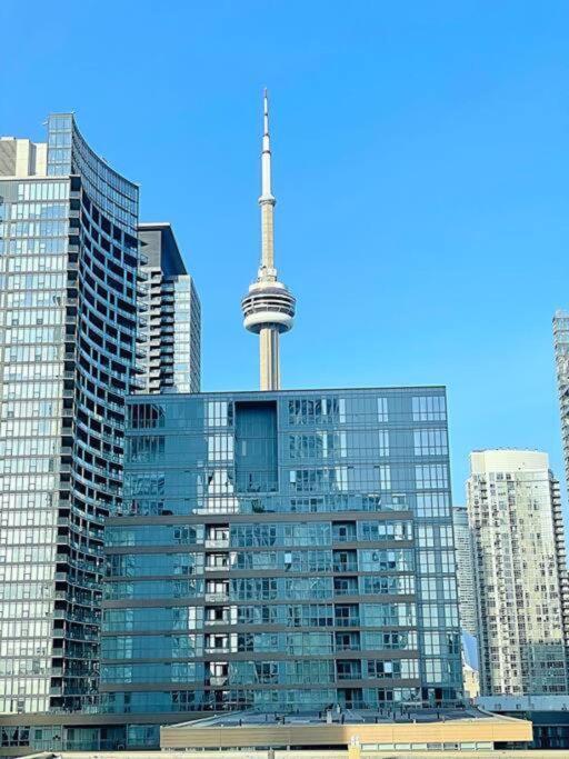 Stunning Luxurious Lakeview Condo By Cn Tower Toronto Kültér fotó