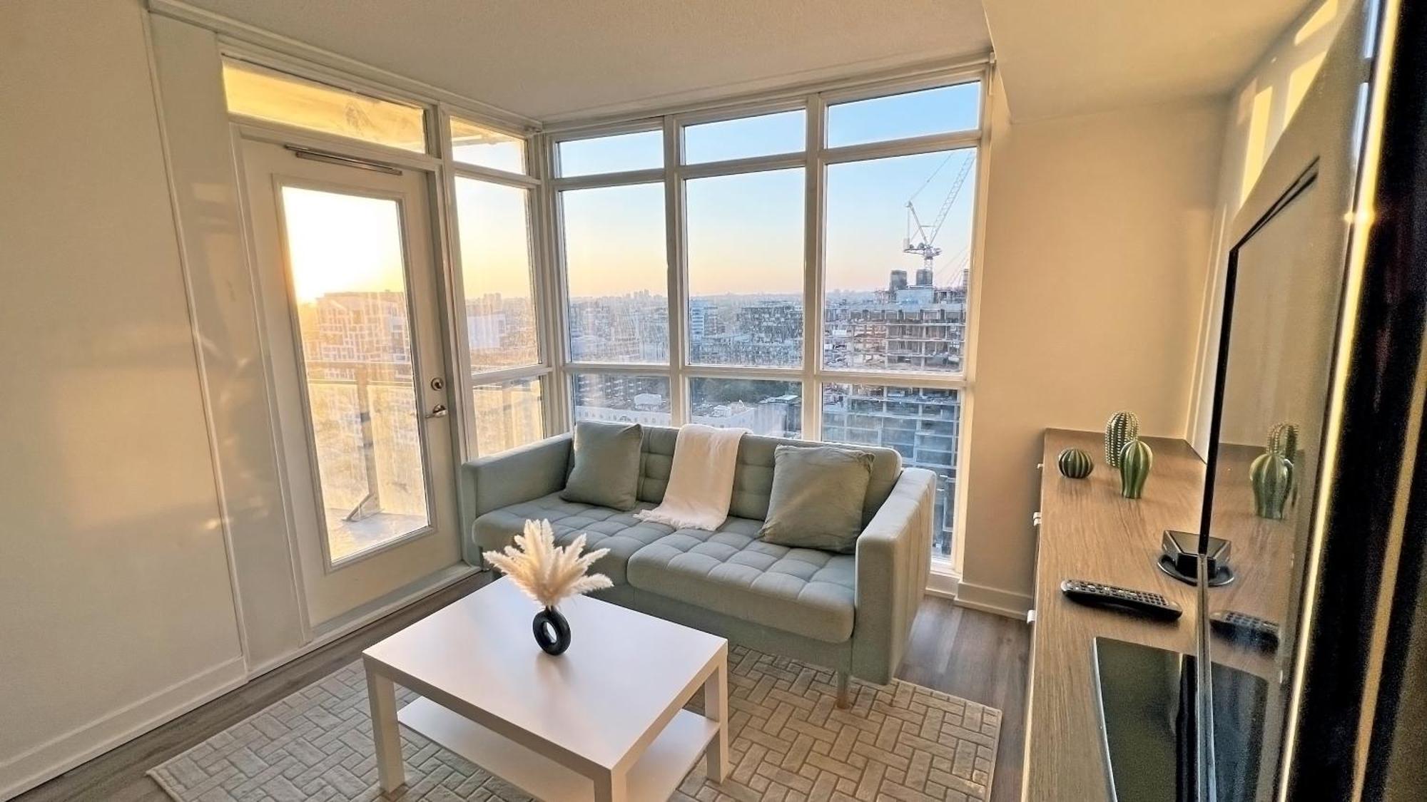 Stunning Luxurious Lakeview Condo By Cn Tower Toronto Kültér fotó